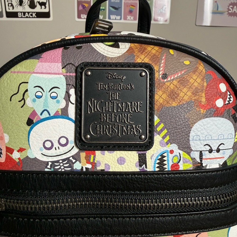 Nightmare before Christmas 25 years Loungefly NWT mini backpack - Picture 2 of 9